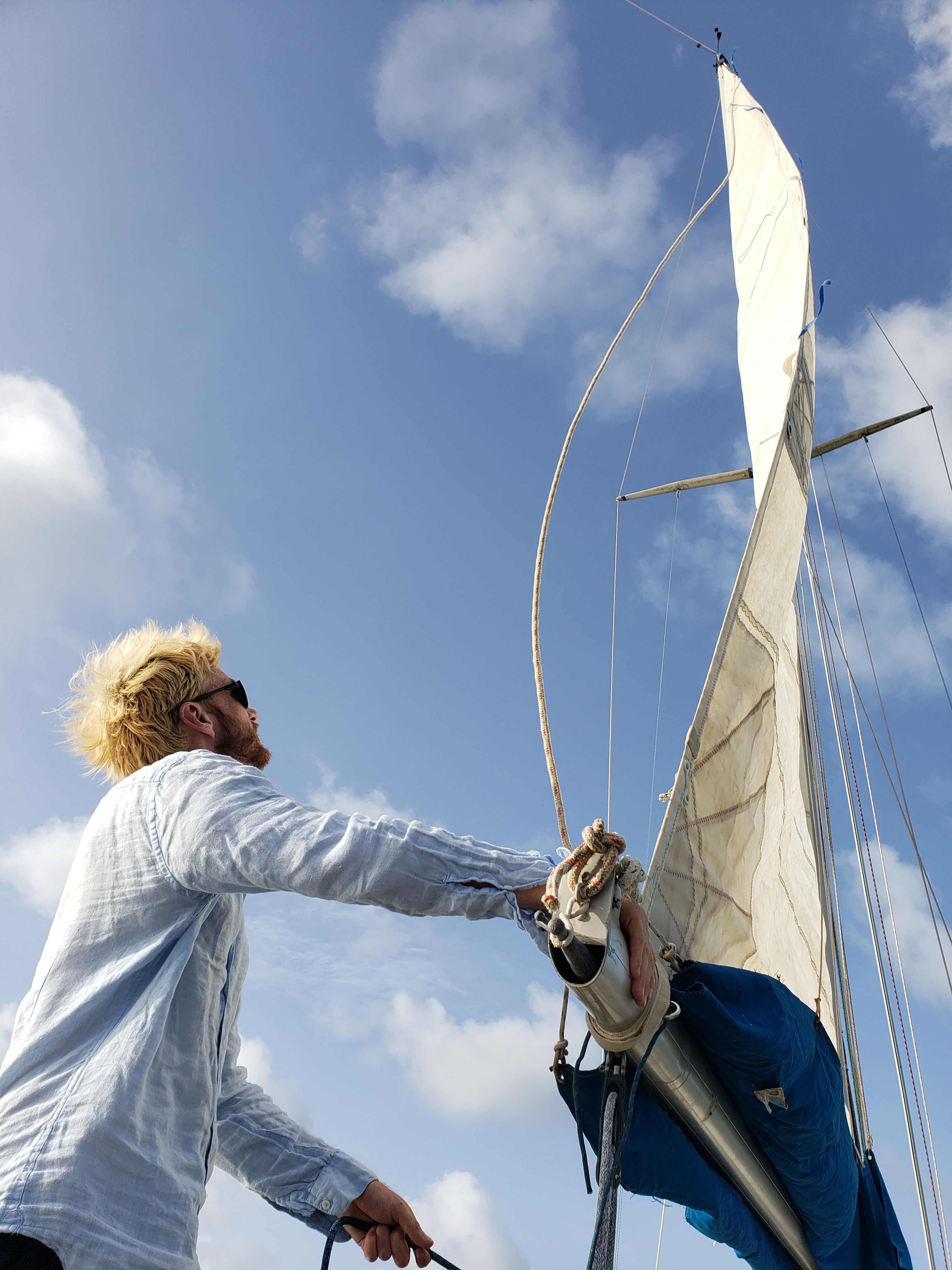 Inspection de la grand voile