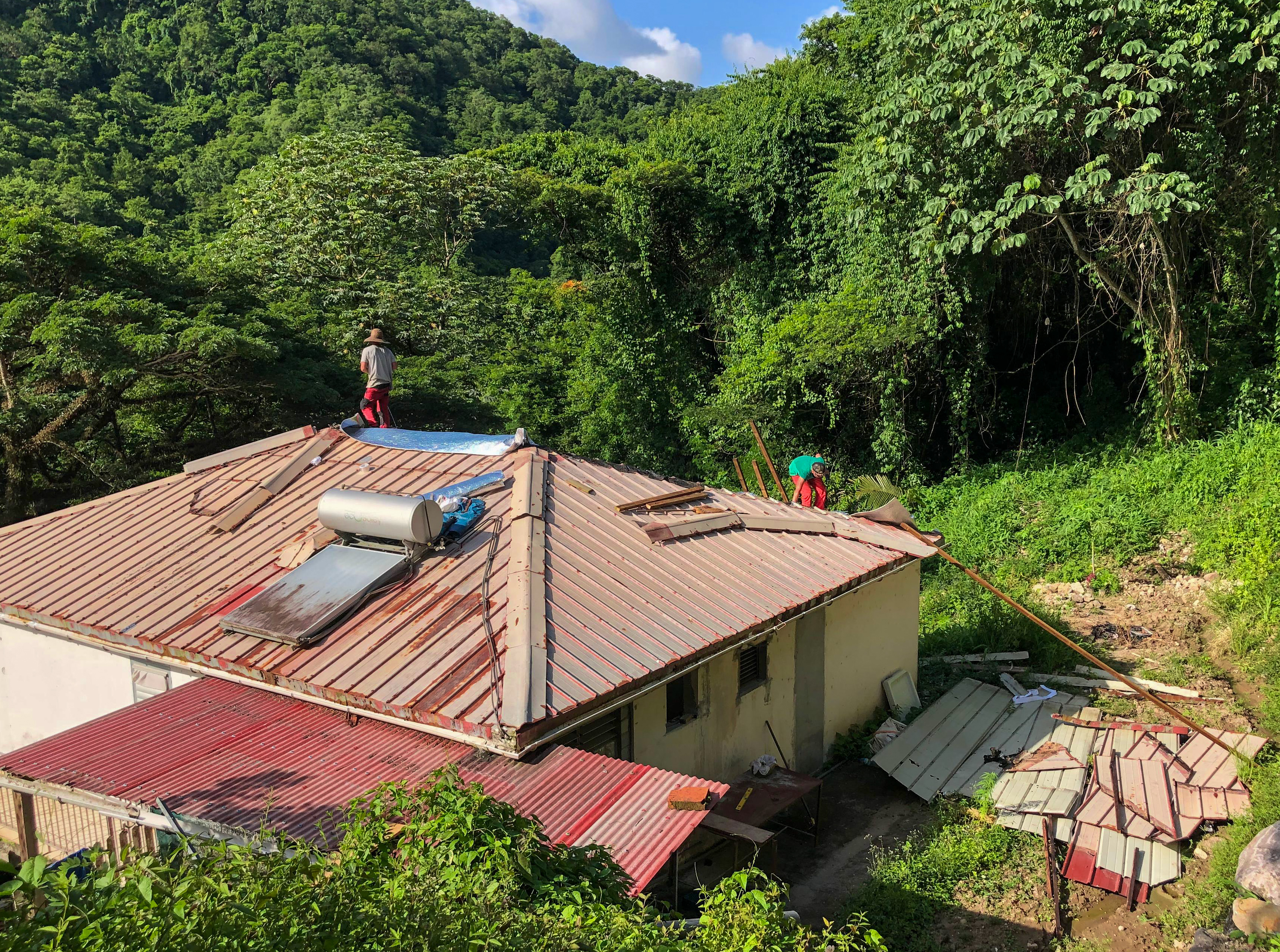 Chantier toiture chez les copains